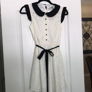 Forever 21 button up collar dress